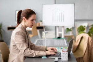 energy analyst in germany