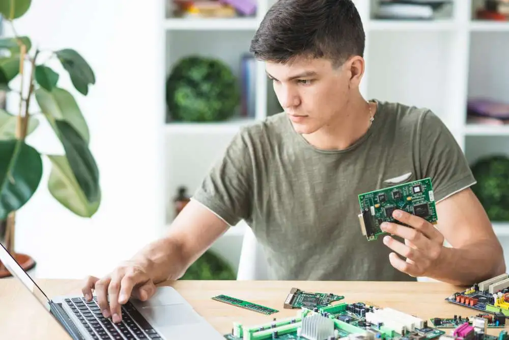 Online Embedded Systems Courses: Pros, Cons & Reality Check