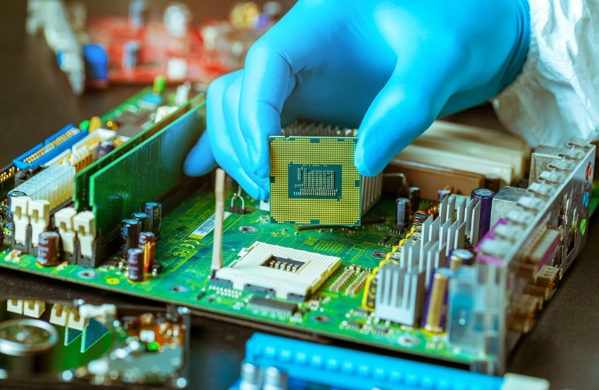 Who Should Learn Embedded Systems?