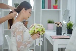 HOW TO CREATE A TRENDY WEDDING LOOK