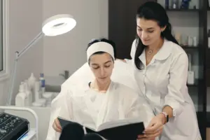 BEAUTY THERAPIST VS BEAUTICIAN: WHICH CAREER IS BETTER?