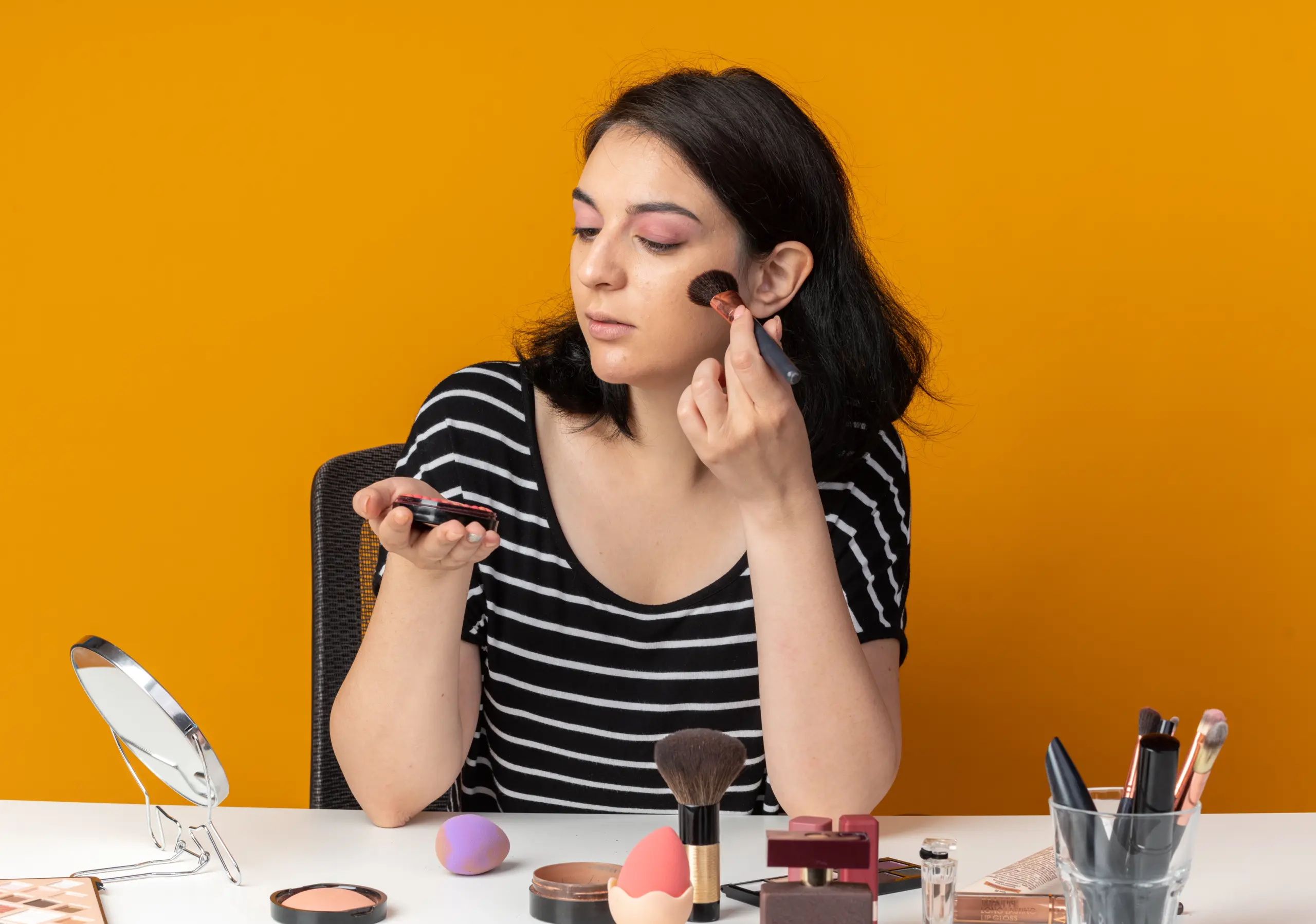 MAKEUP PRODUCTS FOR OILY SKIN