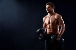 difference between powerlifting and bodybuilding